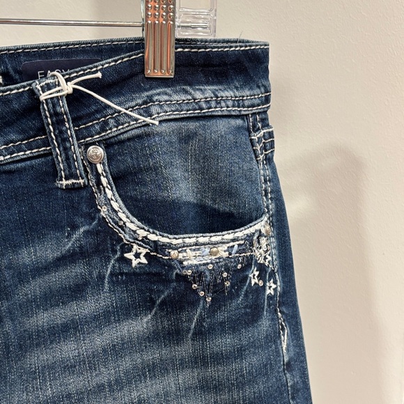 Grace Dark Blue Denim Shorts with Star Details - Picture 3 of 6